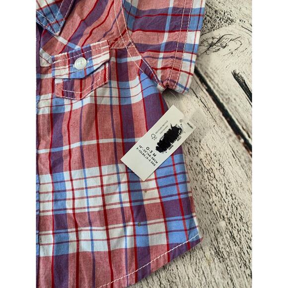 OLD NAVY Boy’s Plaid Short Sleeve Button Down Shirt / Size: 0-3 Months - Picture 3 of 5
